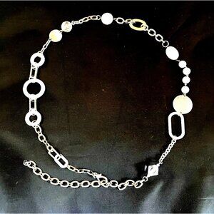 VTG  Geometric Chain Belt White Glass Beads Silver Tone 1970s Fahion 32" -  40"